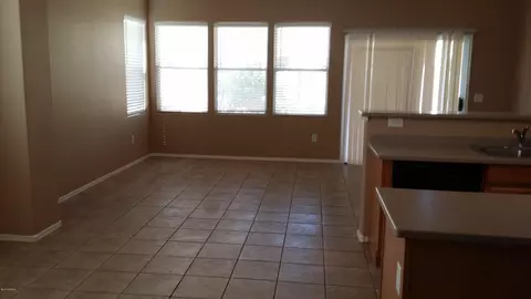1390 S Pheasant Dr, Gilbert, AZ 85296 photo 7