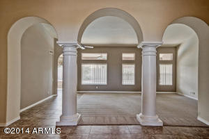 2301 E Indigo Bay Dr, Gilbert, AZ 85234 photo 4