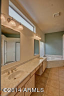 2301 E Indigo Bay Dr, Gilbert, AZ 85234 photo 12