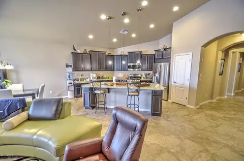 610 E Mineral Rd, Phoenix, AZ 85042 photo 12