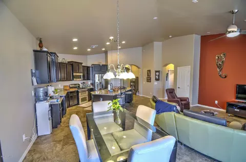 610 E Mineral Rd, Phoenix, AZ 85042 photo 8