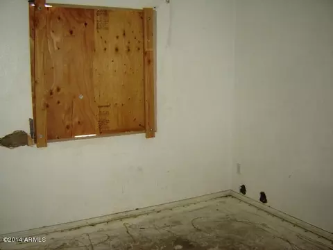 2750 E Corona Ave, Phoenix, AZ 85040 photo 6