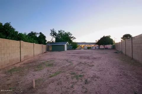 34 E Canterbury Ct, Phoenix, AZ 85022 photo 37