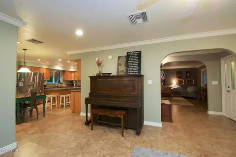 34 E Canterbury Ct, Phoenix, AZ 85022 photo 21