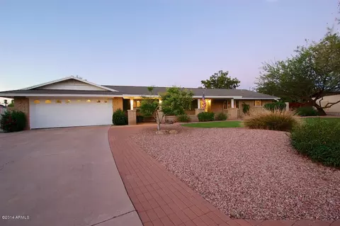 34 E Canterbury Ct, Phoenix, AZ 85022 photo 6