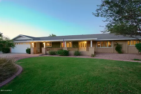 34 E Canterbury Ct, Phoenix, AZ 85022 photo 5