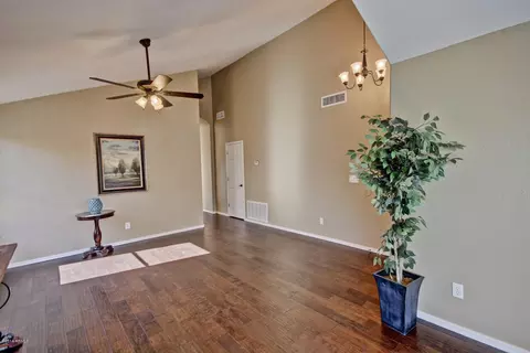 4449 E Verbena Dr, Phoenix, AZ 85044 photo 11