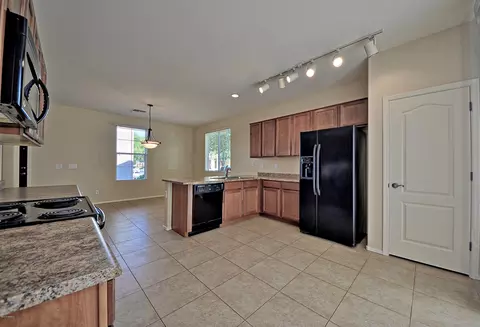 4239 E Milky Way, Gilbert, AZ 85295 photo 2