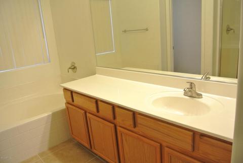7013 S 25th Dr, Phoenix, AZ 85041 photo 16
