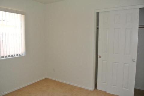 7013 S 25th Dr, Phoenix, AZ 85041 photo 13