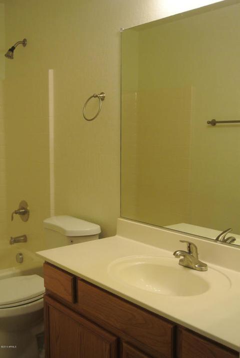 7013 S 25th Dr, Phoenix, AZ 85041 photo 11