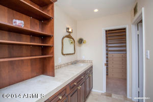 2524 E Crittenden Ln, Phoenix, AZ 85016 photo 8