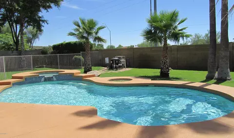 1101 E Renee Dr, Phoenix, AZ 85024 photo 1