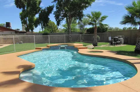 1101 E Renee Dr, Phoenix, AZ 85024 photo 2