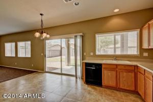 3744 E Woodside Ln, Gilbert, AZ 85297 photo 10