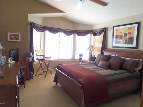 317 E Stonebridge Dr, Gilbert, AZ 85234 photo 18