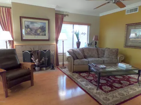 317 E Stonebridge Dr, Gilbert, AZ 85234 photo 10