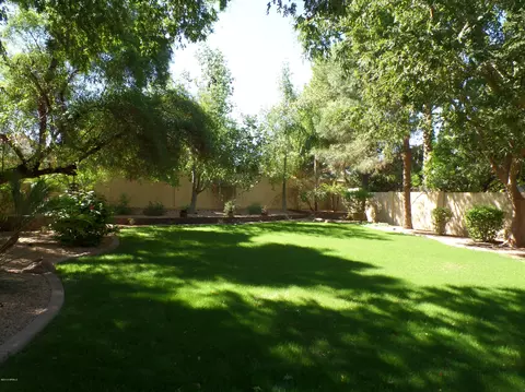 317 E Stonebridge Dr, Gilbert, AZ 85234 photo 26