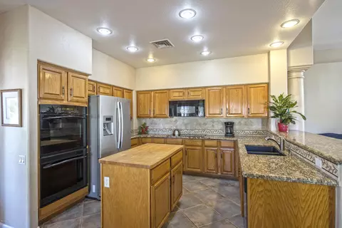 3719 E Park Ave, Phoenix, AZ 85044 photo 6