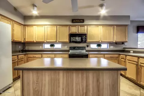 3317 E San Remo Ave, Gilbert, AZ 85234 photo 9