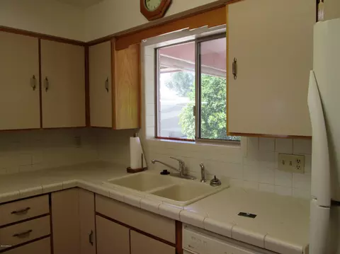 6328 Ensenada St, Mesa, AZ 85205 photo 3