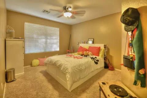 4365 E Lariat Ln, Phoenix, AZ 85050 photo 17
