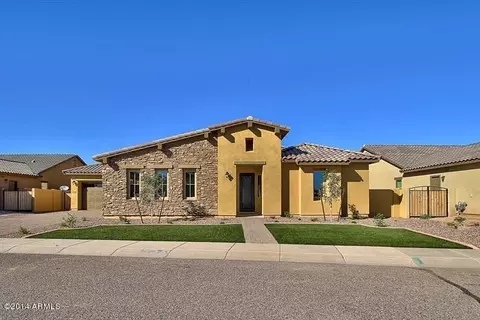 2962 E Athena Ave, Gilbert, AZ 85297 photo 1