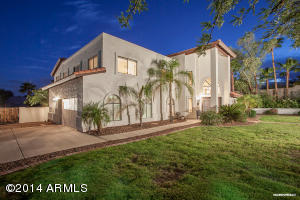 3931 Equestrian Trl, Phoenix, AZ 85044 photo 4
