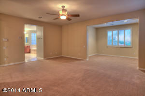 3945 E Half Hitch Pl, Phoenix, AZ 85050 photo 4