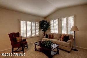 4439 E Graythorn St, Phoenix, AZ 85044 photo 4