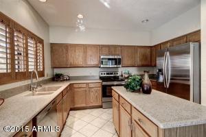 4439 E Graythorn St, Phoenix, AZ 85044 photo 11