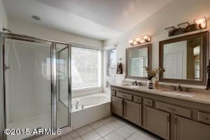 4439 E Graythorn St, Phoenix, AZ 85044 photo 37
