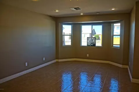 7423 W Wolf St, Phoenix, AZ 85033 photo 6