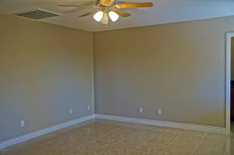 7423 W Wolf St, Phoenix, AZ 85033 photo 27