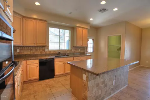 3024 E Agritopia Loop N, Gilbert, AZ 85296 photo 5