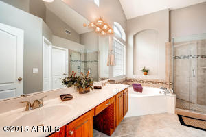4714 E Robin Ln, Phoenix, AZ 85050 photo 14