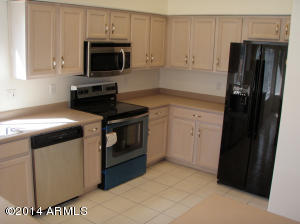 1457 S Vine St, Gilbert, AZ 85233 photo 3