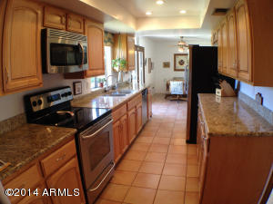 2929 E Claire Dr, Phoenix, AZ 85032 photo 3