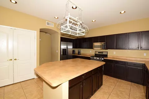 3623 E Latham Way, Gilbert, AZ 85297 photo 6