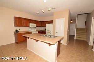 1267 E Bluebird Dr, Gilbert, AZ 85297 photo 4