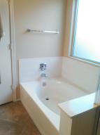 4743 E Desert Wind Dr, Phoenix, AZ 85044 photo 9