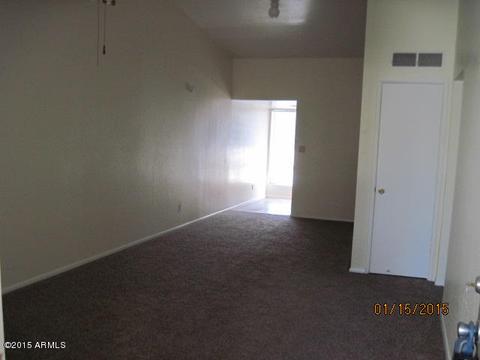 3301 Earll Dr #228, Phoenix, AZ 85018 photo 3