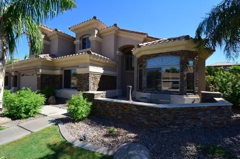 2141 S Boulder Ct, Gilbert, AZ 85295 photo 2