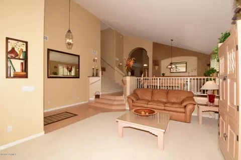 2141 S Boulder Ct, Gilbert, AZ 85295 photo 3