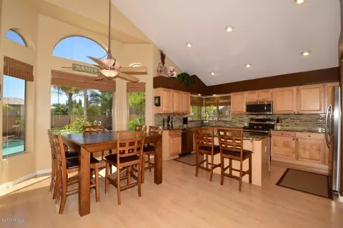 2141 S Boulder Ct, Gilbert, AZ 85295 photo 8
