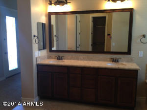 2480 E Penedes Dr, Gilbert, AZ 85298 photo 13