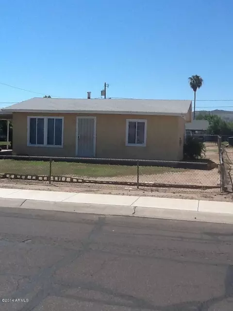 3147 E Mobile Ln, Phoenix, AZ 85040 photo 1