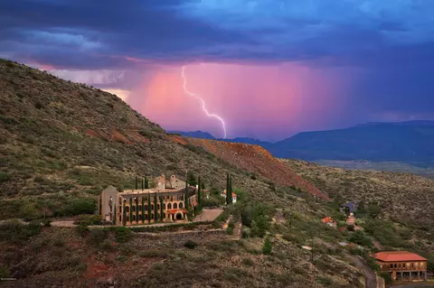 300 Upper Bell Rd, Jerome, AZ 86331 photo 2