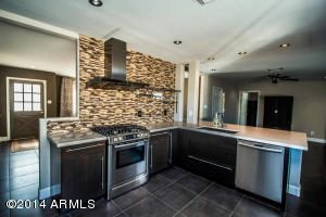 5526 E Flower St, Phoenix, AZ 85018 photo 13