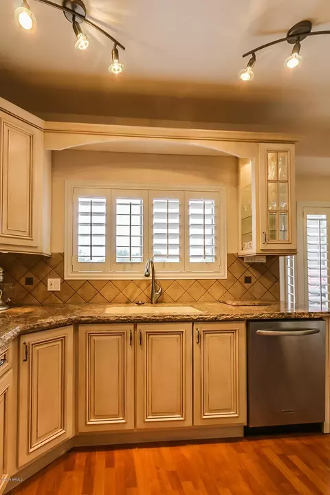 4251 E Tether Trl, Phoenix, AZ 85050 photo 12